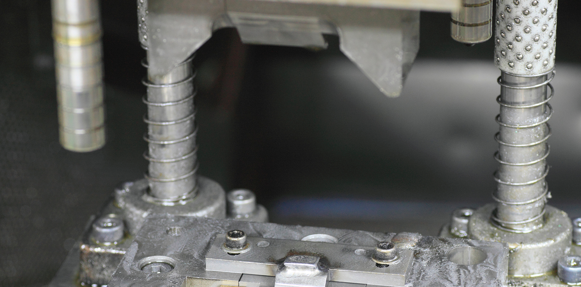 Creaxio-elektriska laddstationer för bilar